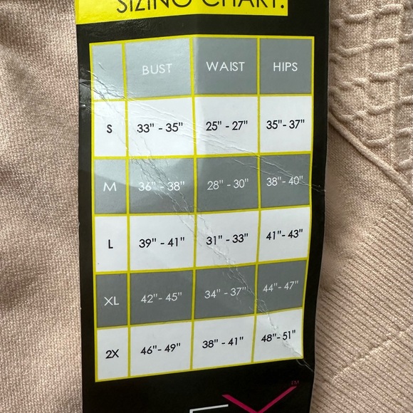 SHAPING ROMPER - Picture 5 of 6